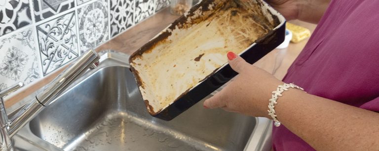 Effizientes Geschirrspülen mit der Hand - EASYCLEAN