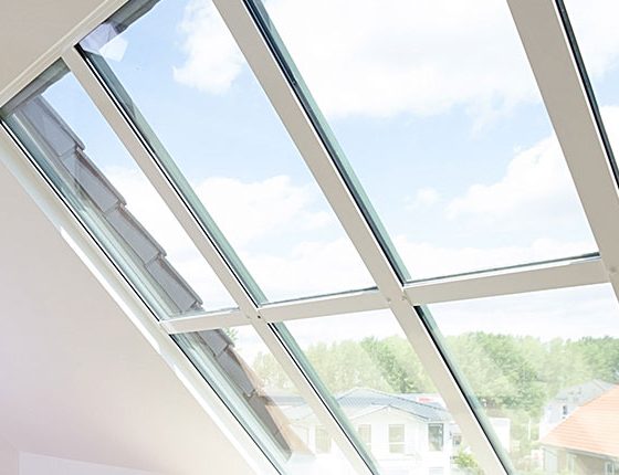 Schwer zugängliche Fenster putzen