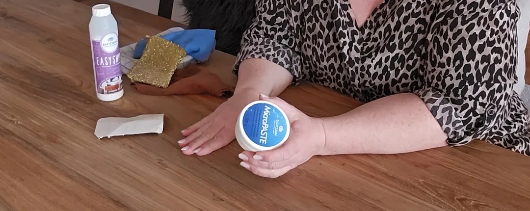 Echtholzmöbel richtig reinigen & pflegen