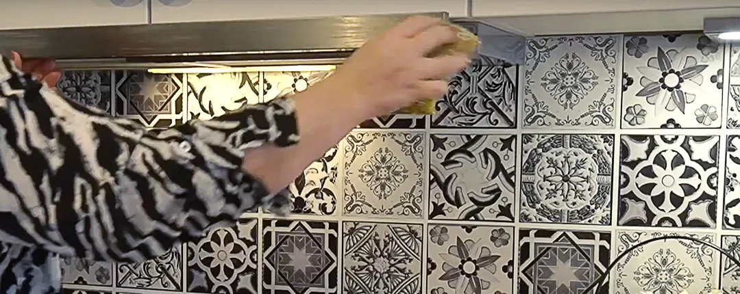 Fett von der Dunstabzugshaube effektiv & schonend entfernen